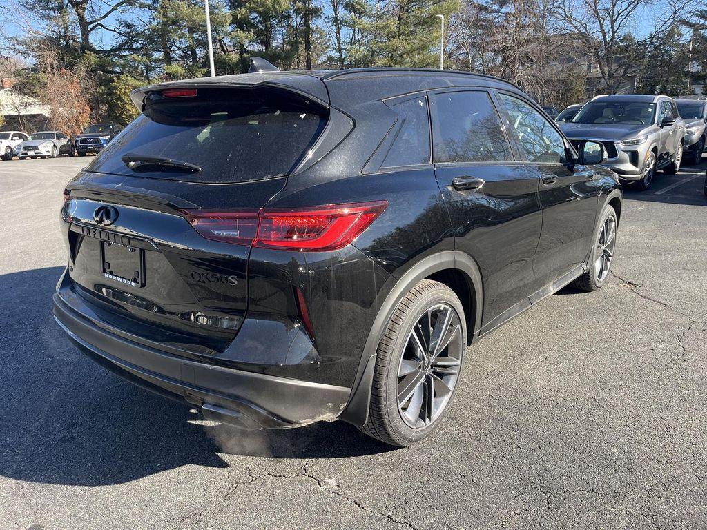 new 2025 INFINITI QX50 car, priced at $43,270