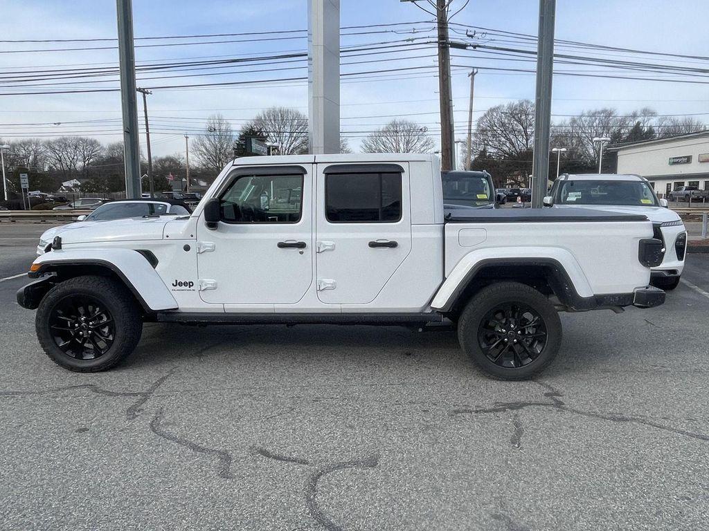 used 2025 Jeep Gladiator car, priced at $36,200