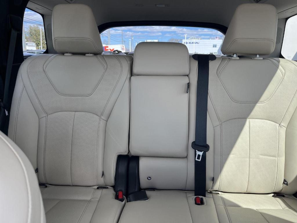 used 2025 INFINITI QX60 car, priced at $39,800