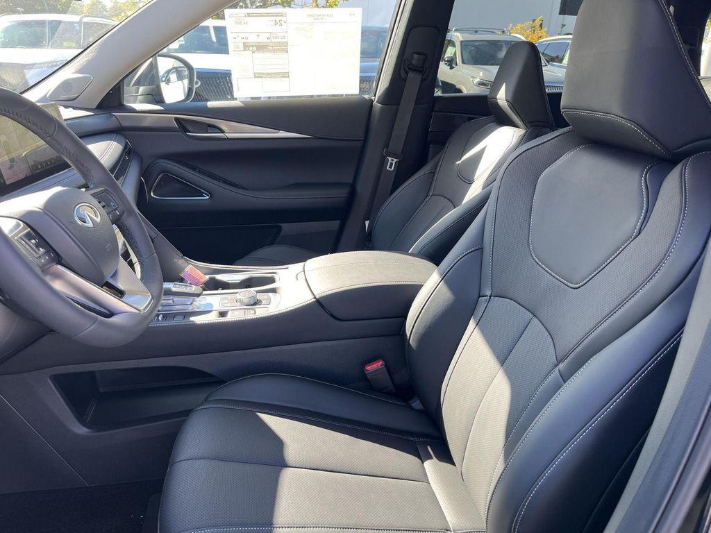 new 2026 INFINITI QX60 car, priced at $54,685