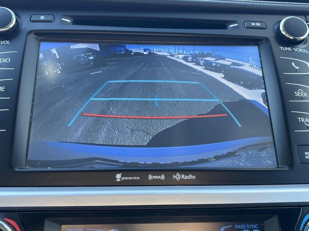 used 2018 Toyota Highlander car, priced at $18,900