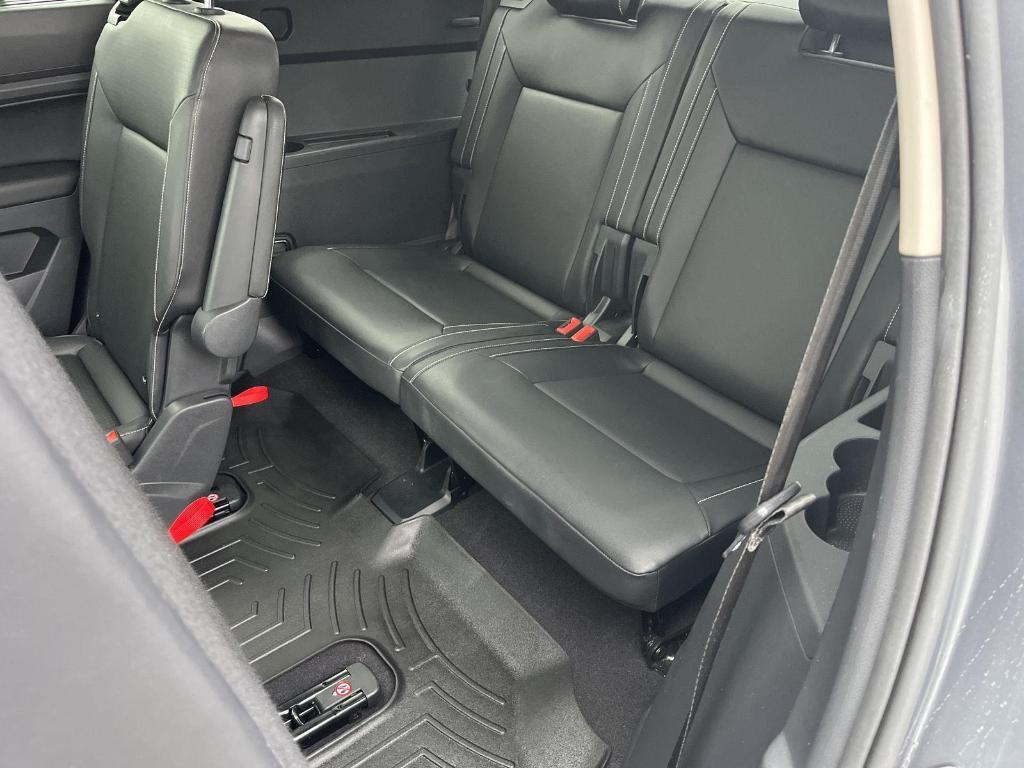 used 2021 Volkswagen Atlas car, priced at $24,990