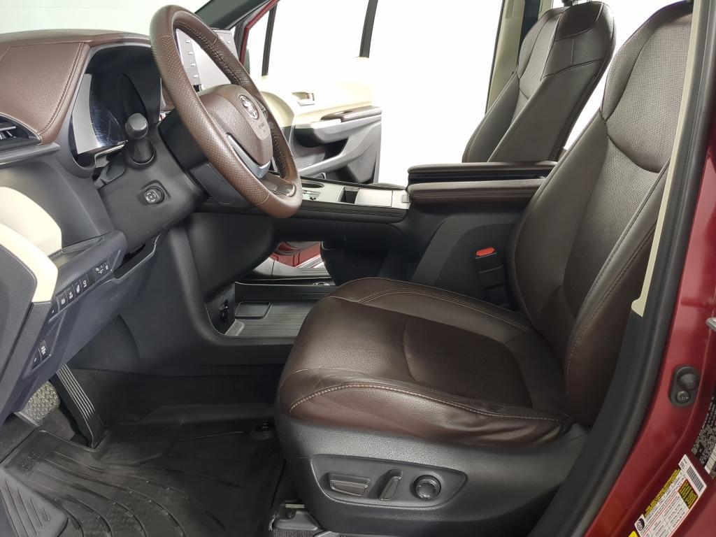 used 2021 Toyota Sienna car, priced at $32,900