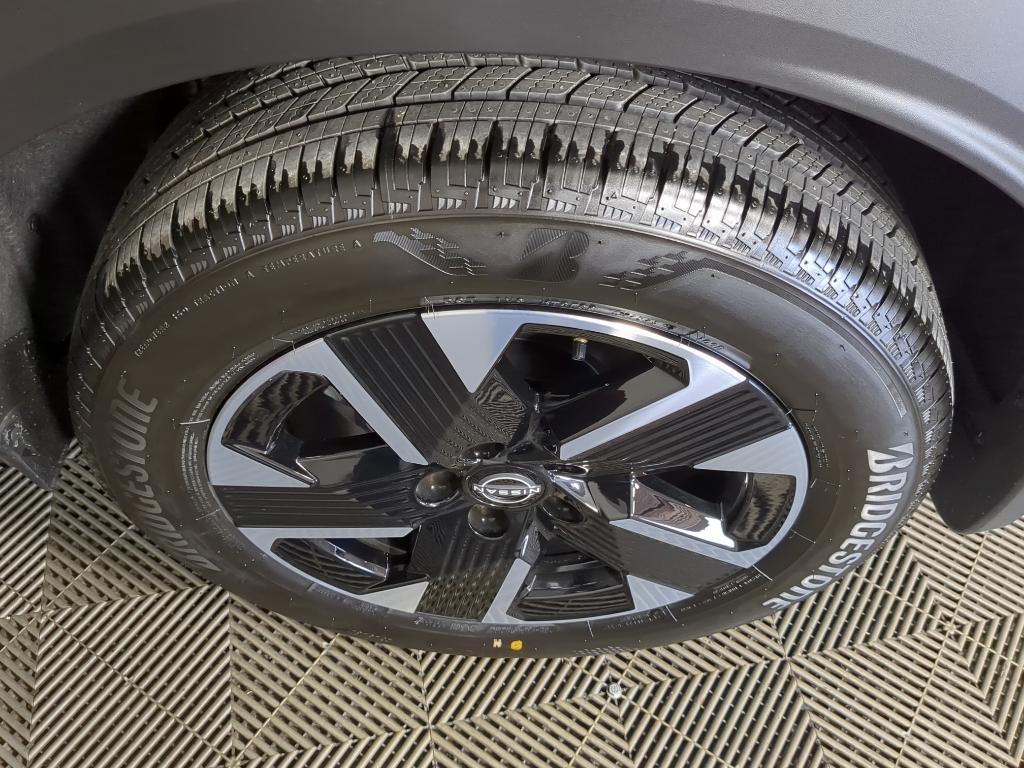 new 2026 Nissan Kicks car, priced at $28,040