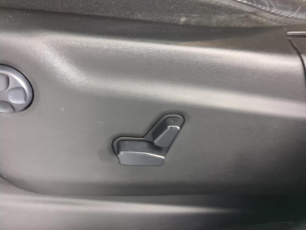 used 2017 Jeep Grand Cherokee car, priced at $17,488