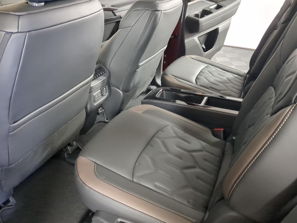 new 2026 Nissan Pathfinder car, priced at $48,055