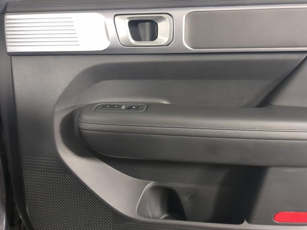 used 2025 Hyundai Santa Fe car, priced at $29,988