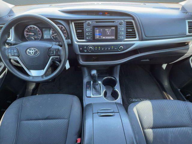 used 2015 Toyota Highlander car, priced at $9,997