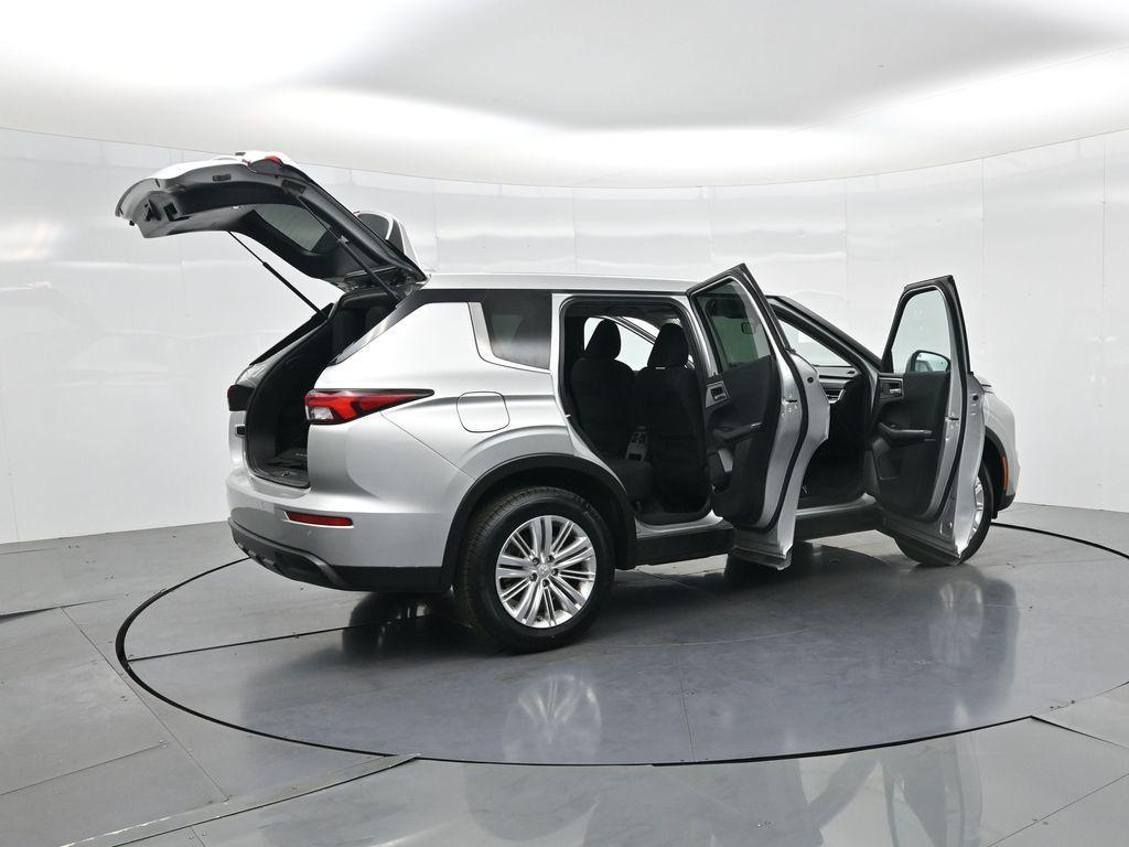 used 2022 Mitsubishi Outlander car, priced at $18,888