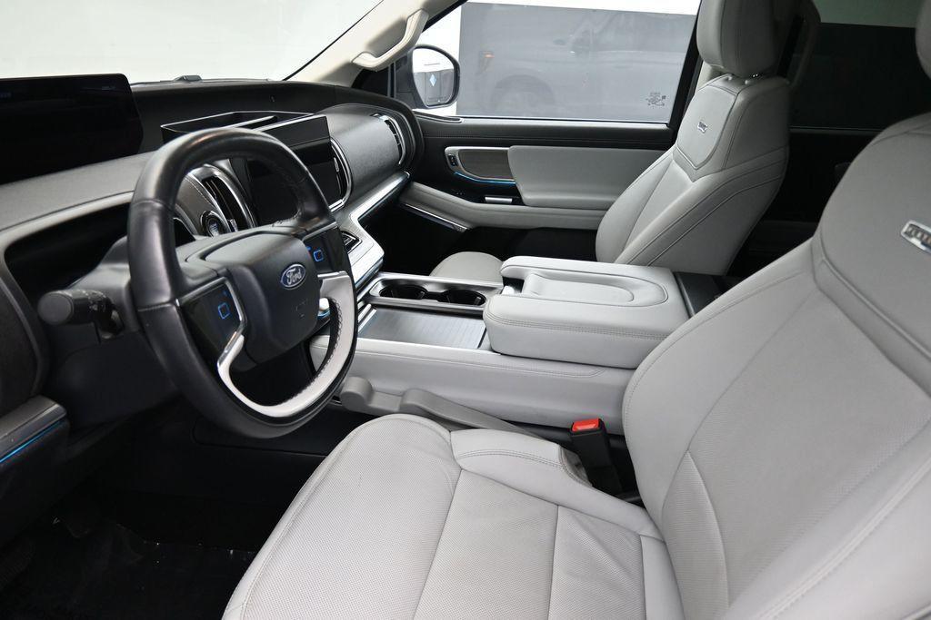 used 2025 Ford Expedition Max car, priced at $69,413