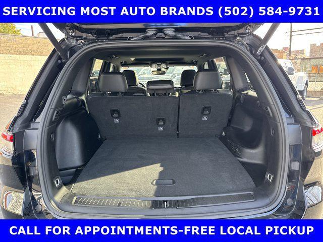 used 2024 Jeep Grand Cherokee car, priced at $35,950