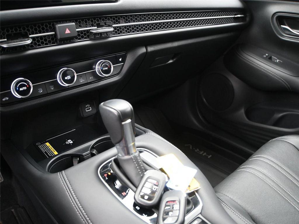 used 2024 Honda HR-V car, priced at $28,000