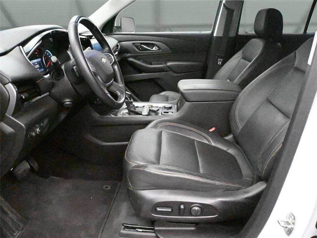 used 2021 Chevrolet Traverse car, priced at $23,700