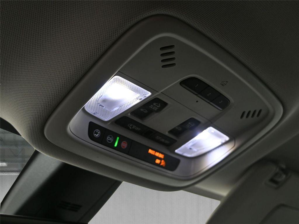 used 2021 Chevrolet Traverse car, priced at $23,700