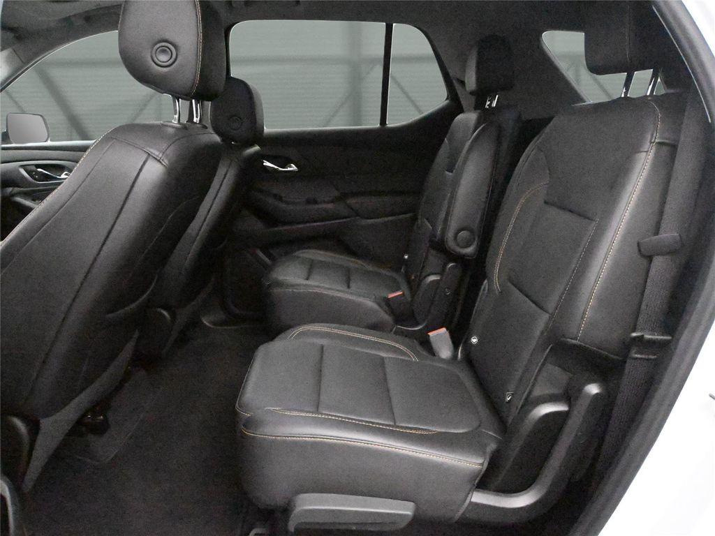 used 2021 Chevrolet Traverse car, priced at $23,700