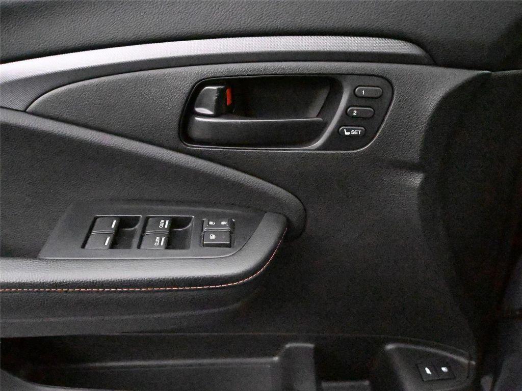 used 2022 Honda Pilot car, priced at $31,300