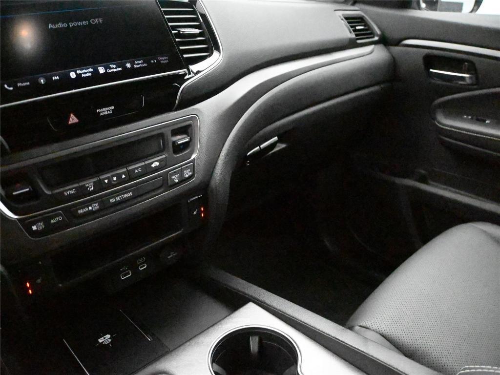 used 2025 Honda Ridgeline car, priced at $35,500