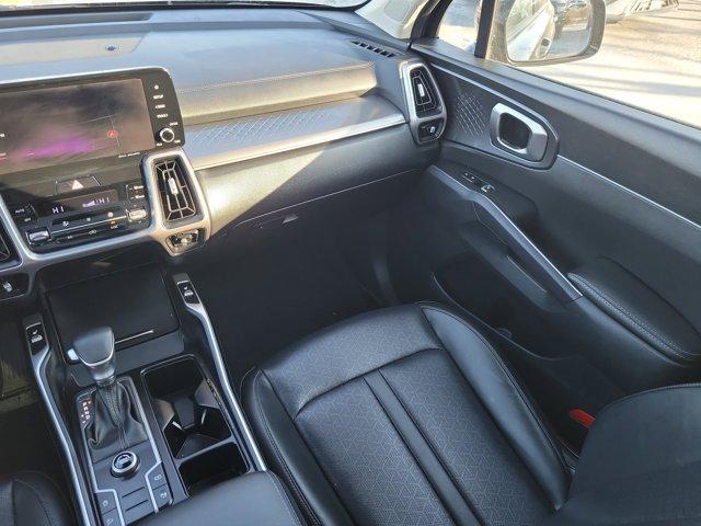 used 2023 Kia Sorento car, priced at $24,914