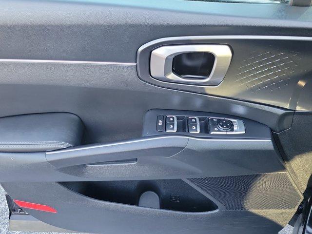 used 2023 Kia Sorento car, priced at $24,914