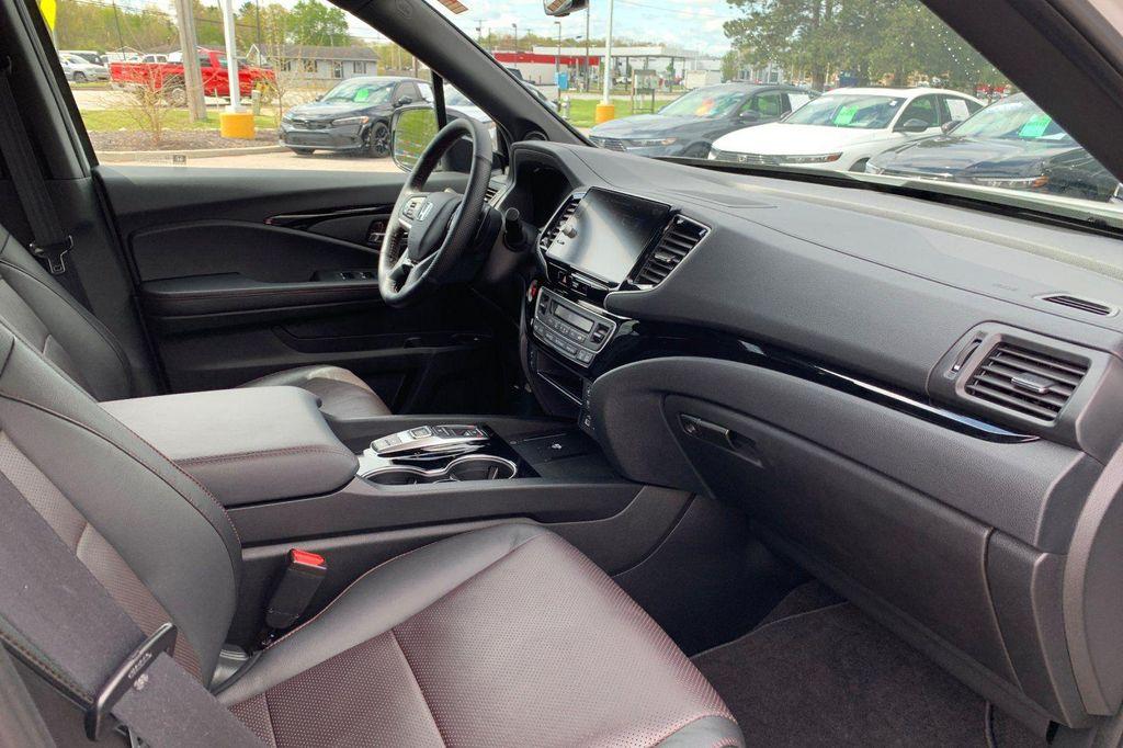 used 2025 Honda Ridgeline car, priced at $41,177