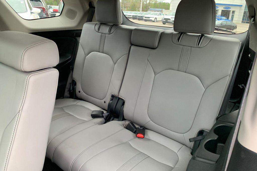 used 2023 Honda Pilot car, priced at $40,377