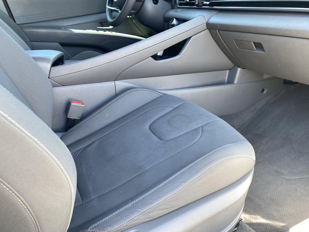 used 2022 Hyundai ELANTRA HEV car, priced at $16,188