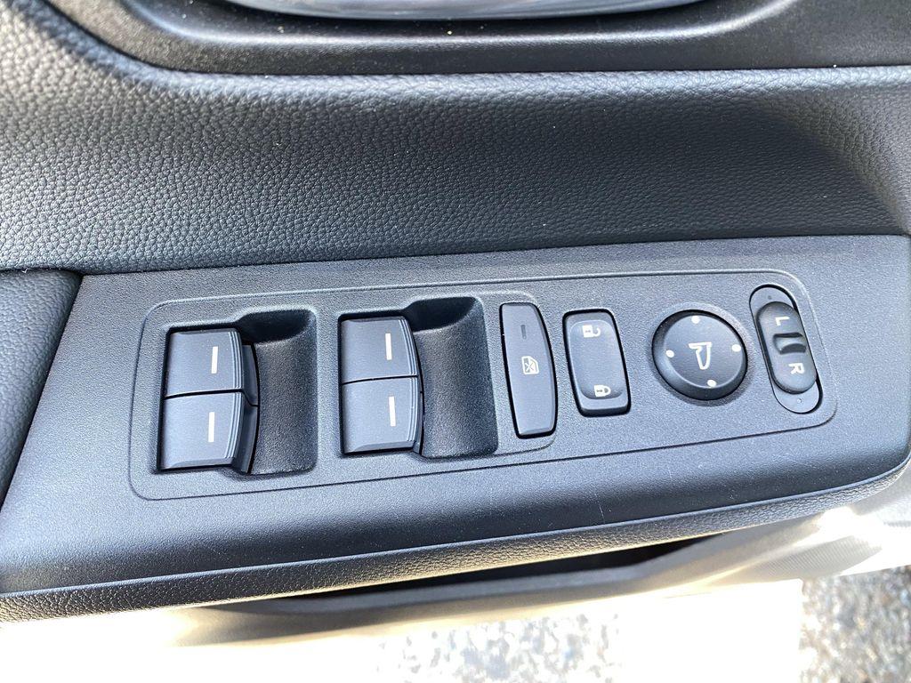 used 2025 Honda CR-V Hybrid car, priced at $39,493