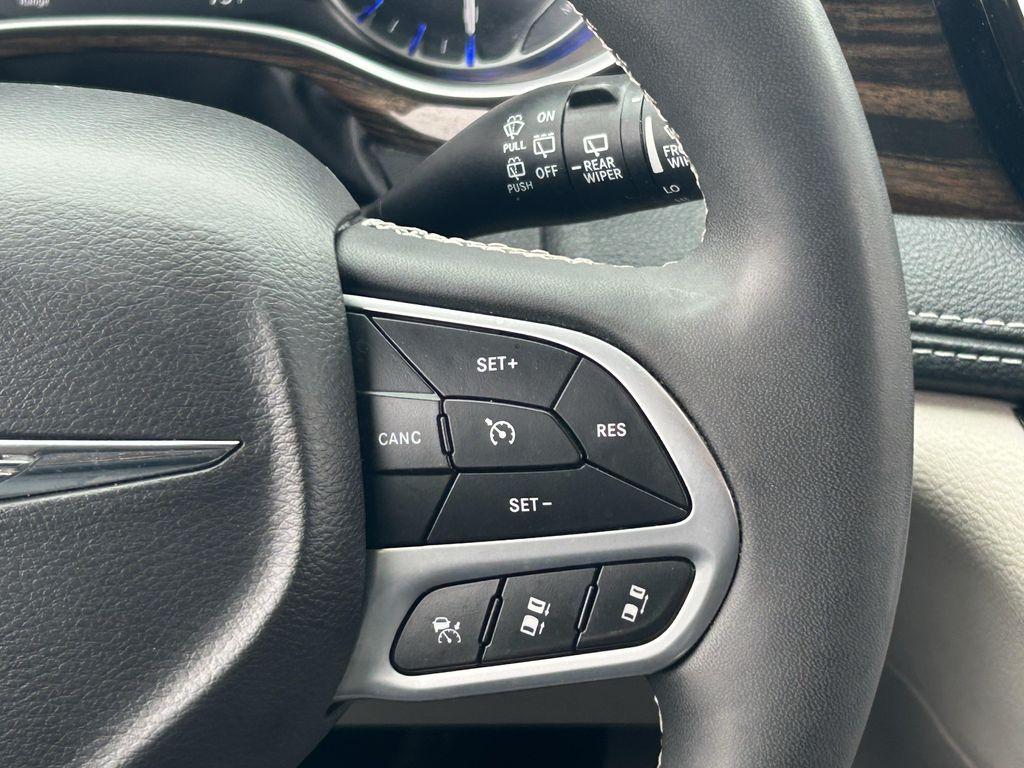 used 2024 Chrysler Pacifica car, priced at $32,066