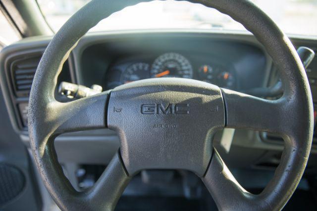 used 2006 GMC Sierra 1500 car, priced at $15,995