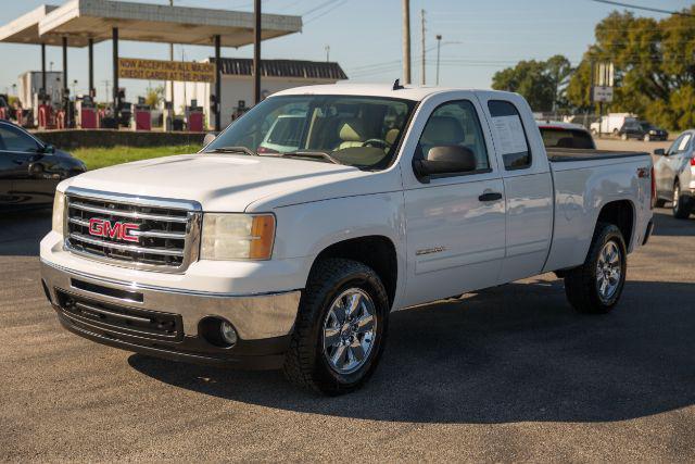 used 2013 GMC Sierra 1500 car, priced at $17,995