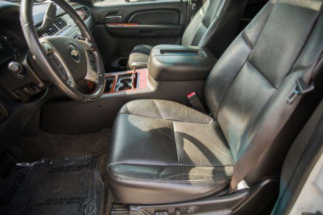 used 2009 Chevrolet Avalanche car, priced at $20,035