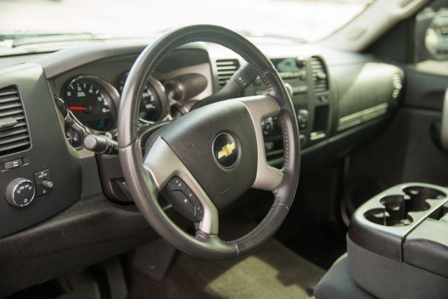 used 2009 Chevrolet Silverado 1500 car, priced at $19,040