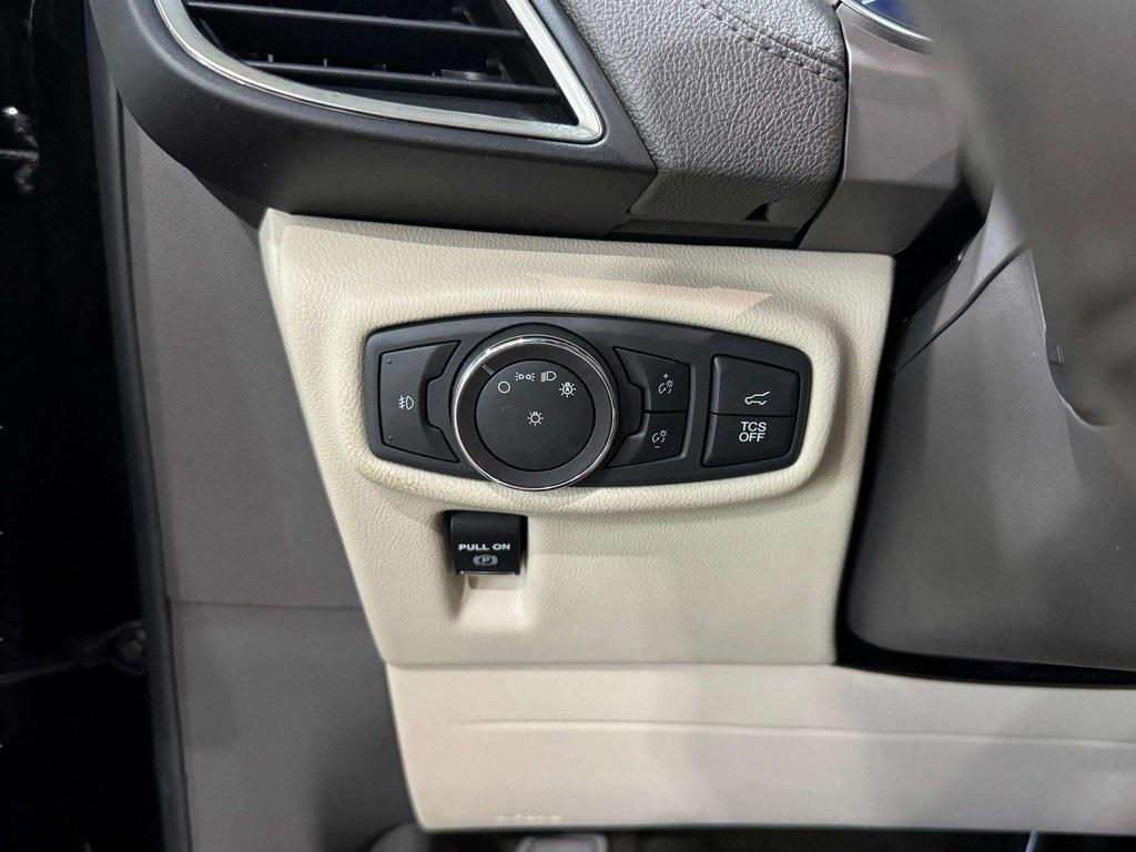 used 2019 Lincoln Nautilus car, priced at $19,489