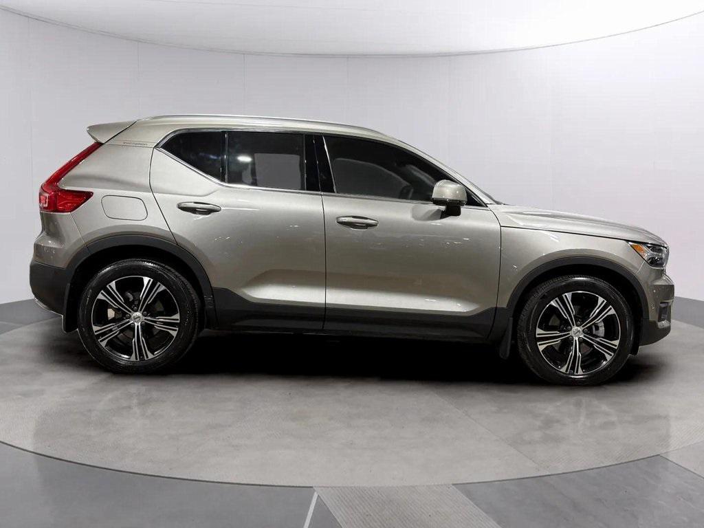 used 2020 Volvo XC40 car, priced at $21,179