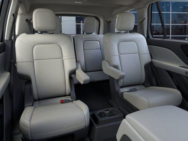 new 2025 Lincoln Aviator car, priced at $62,034