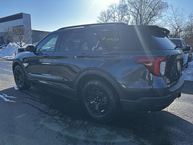 used 2022 Ford Explorer car, priced at $31,900