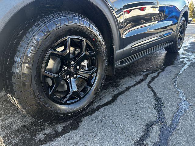 used 2022 Ford Explorer car, priced at $31,900