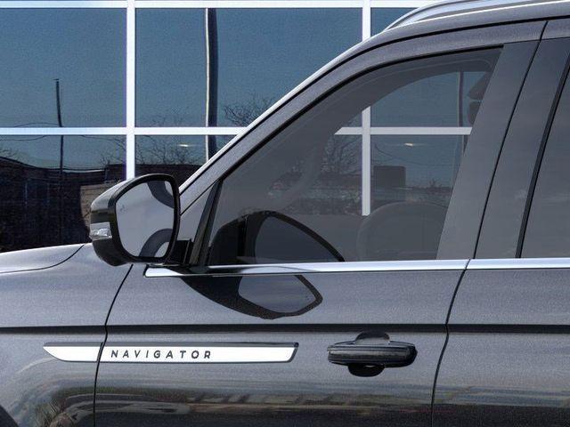 new 2026 Lincoln Navigator L car