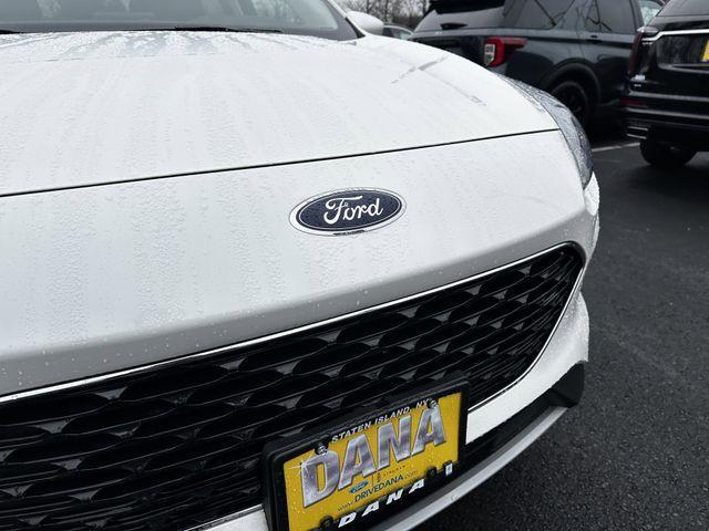 used 2022 Ford Escape car, priced at $23,800