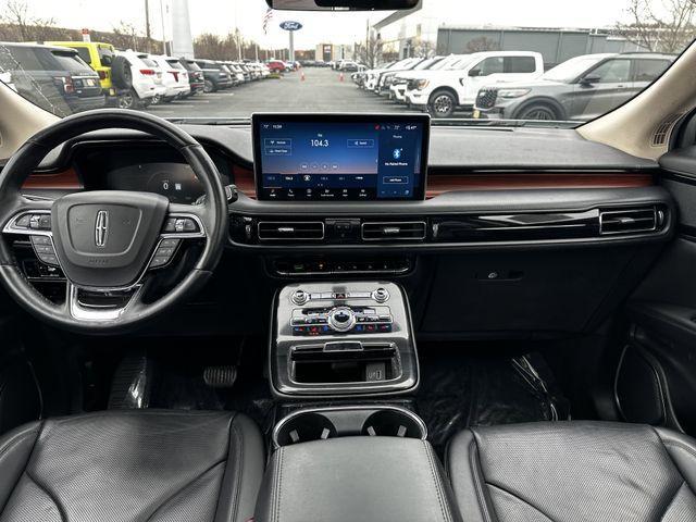 used 2022 Lincoln Nautilus car, priced at $34,800