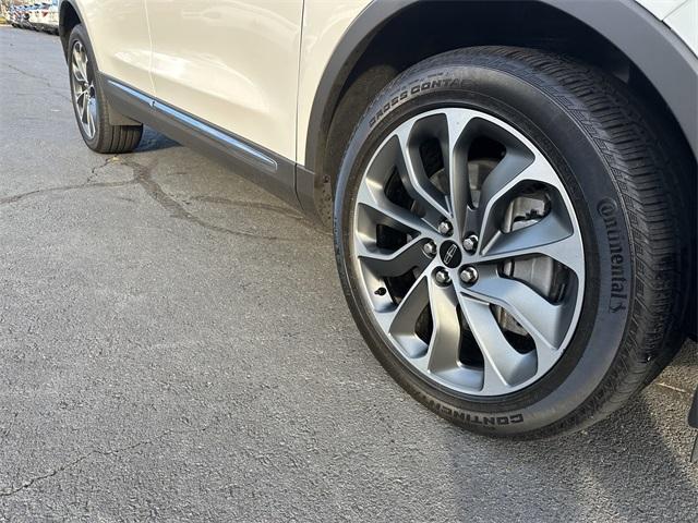 used 2023 Lincoln Nautilus car, priced at $40,999