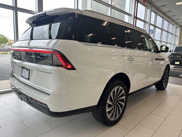 used 2025 Lincoln Navigator car, priced at $102,400