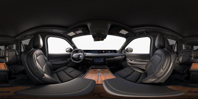 new 2025 Lincoln Navigator car, priced at $118,190