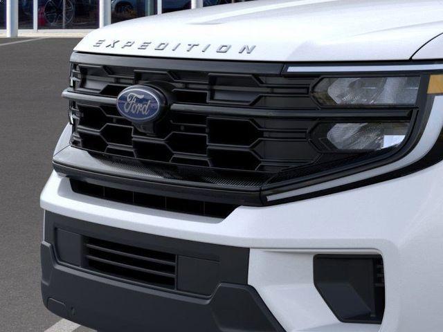 new 2025 Ford Expedition car, priced at $71,405