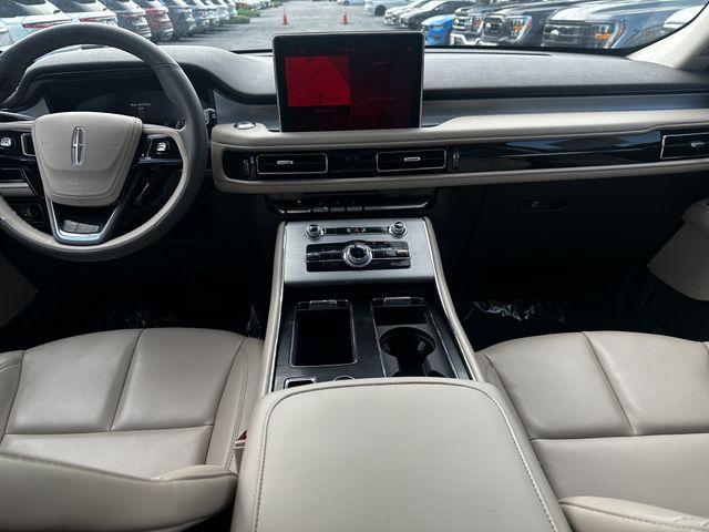 used 2023 Lincoln Aviator car, priced at $38,400