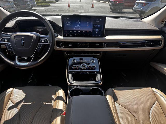 used 2023 Lincoln Nautilus car, priced at $35,600