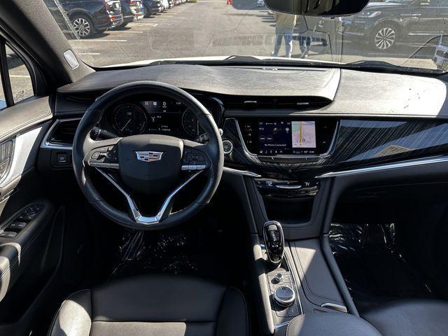 used 2023 Cadillac XT6 car, priced at $38,900