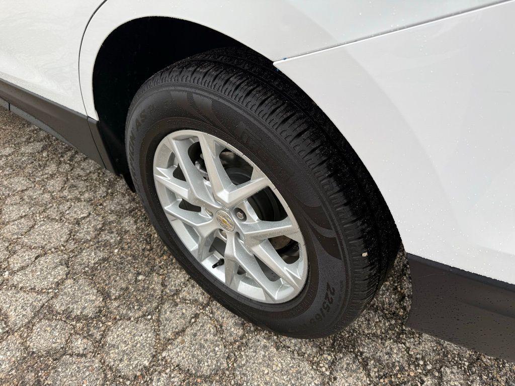 used 2023 Chevrolet Equinox car, priced at $17,980