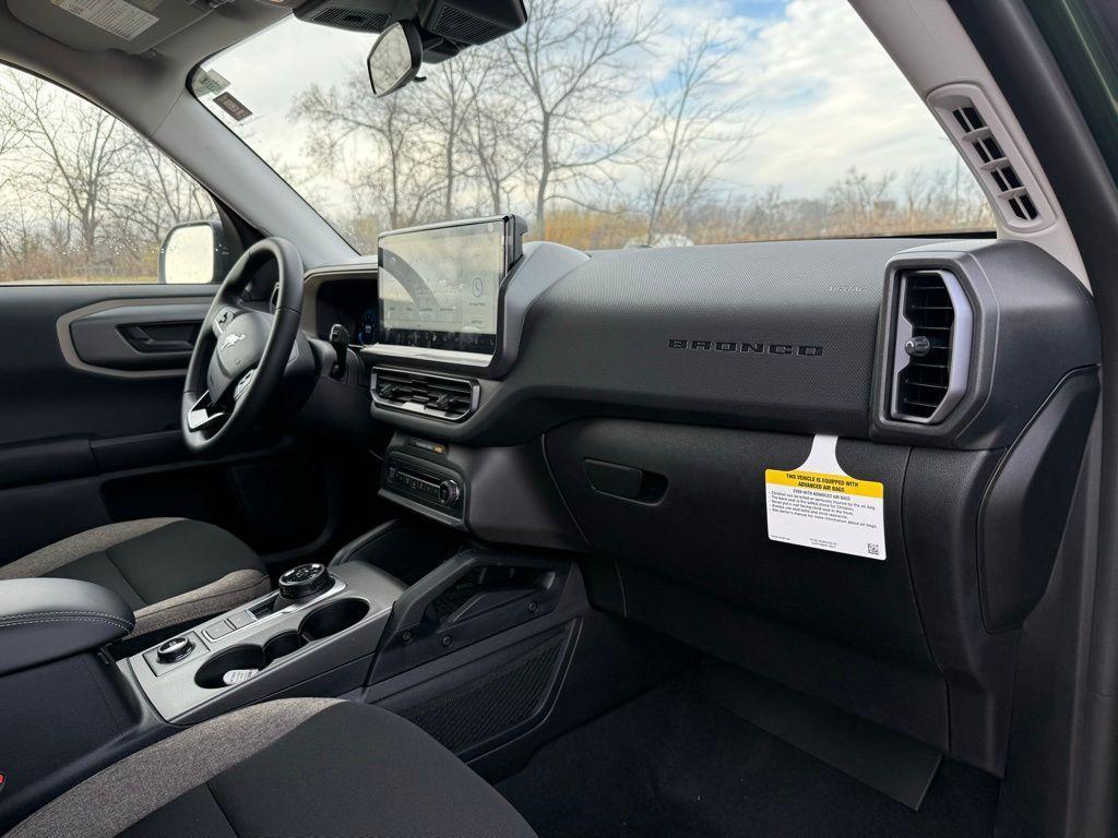 new 2025 Ford Bronco Sport car, priced at $31,318
