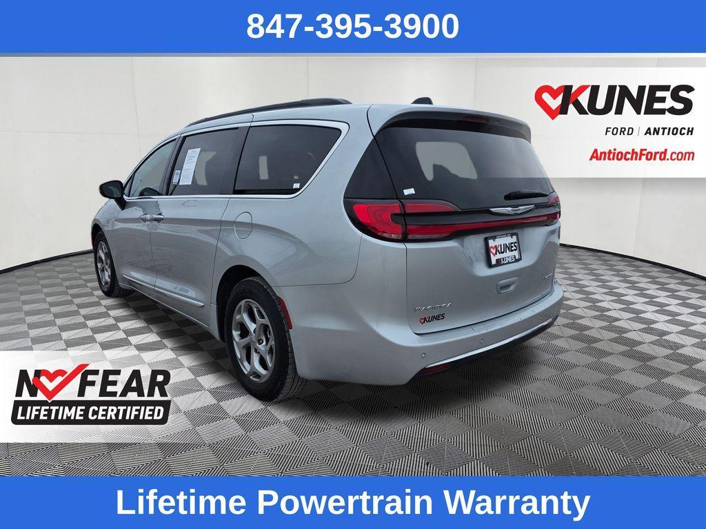 used 2023 Chrysler Pacifica car, priced at $23,701